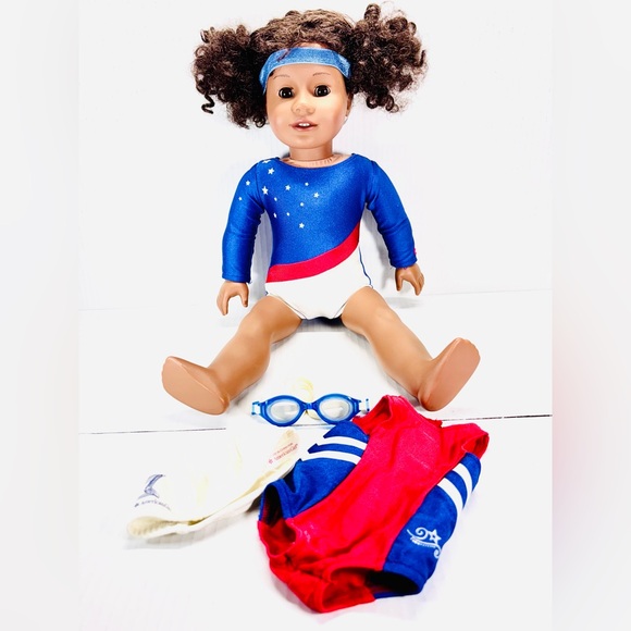 American Girl Doll Stars And Stripes Set With Doll Included 18” - Picture 8 of 15